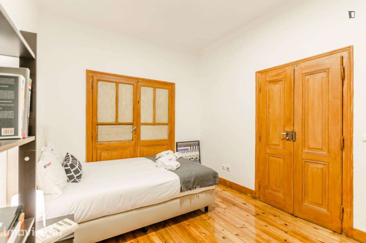 Quarto - localizado em Avenida da Liberdade Lisbon - Grande imagem: 4/23