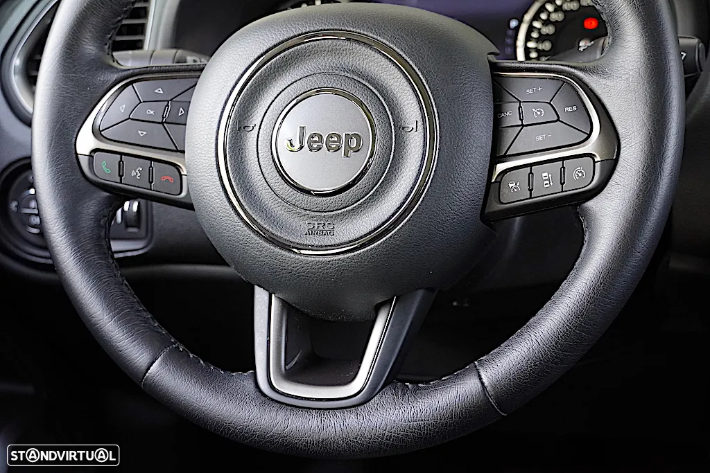 Jeep Renegade 1.3 T Limited DCT - 33