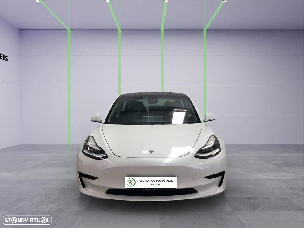 Tesla Model 3 - 2