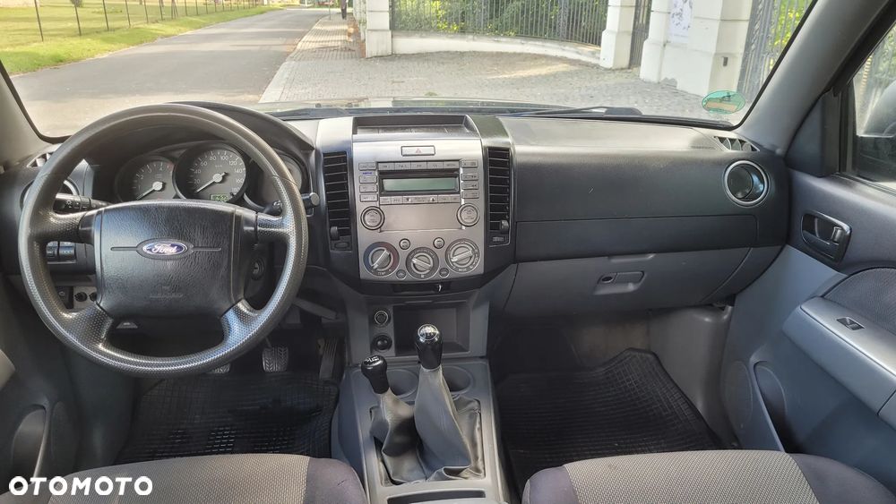 Ford Ranger 2.5 TDCi DC XL - 11