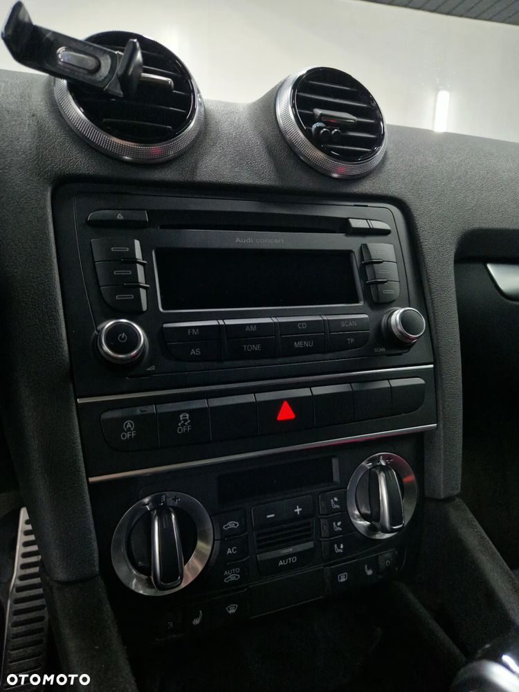 Audi A3 Sportback 1.6 TDI DPF Ambiente - 7