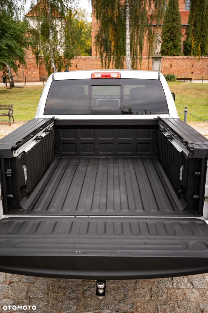 Dodge RAM 5.7 4x4 - 23