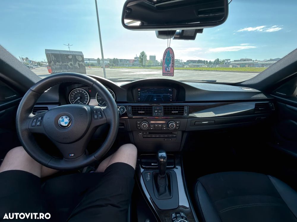 BMW Seria 3 320d - 10