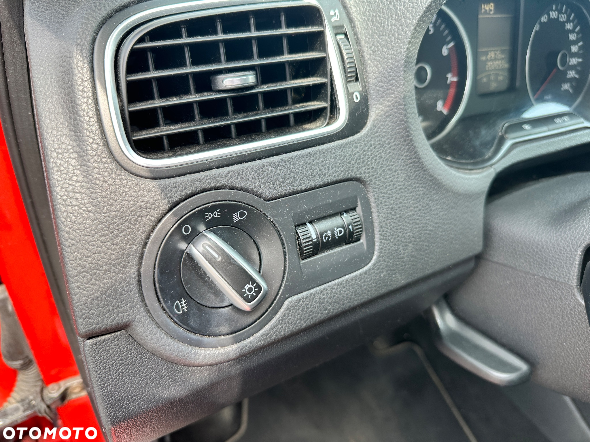Volkswagen Polo 1.4 16V Comfortline - 15