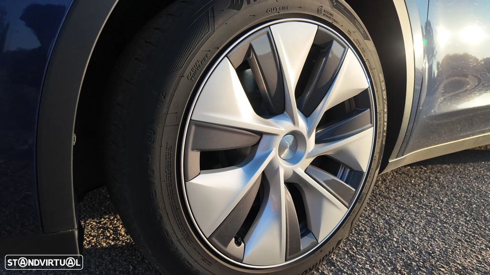 Tesla Model Y RWD - 26