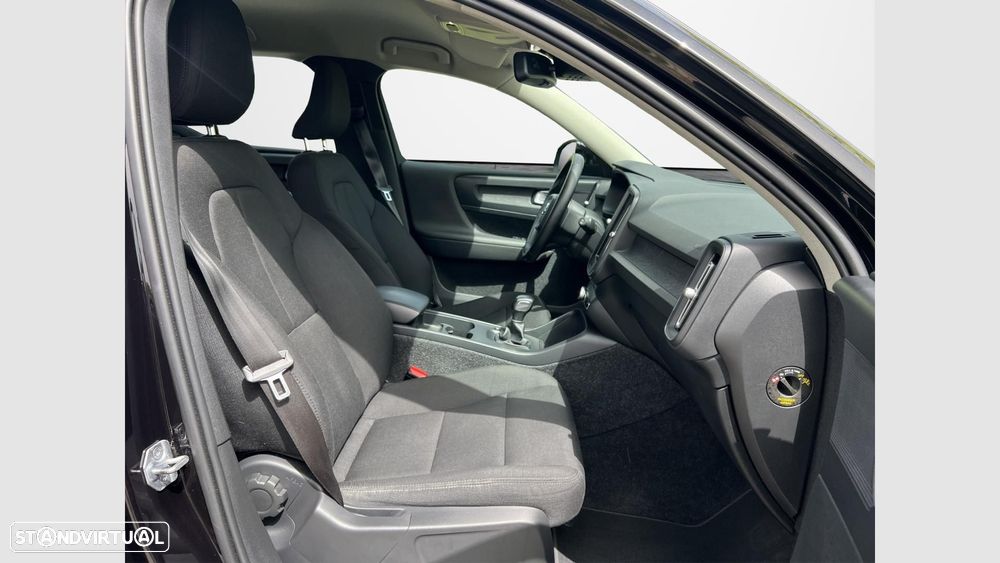 Volvo XC 40 1.5 T3 Momentum Core - 13