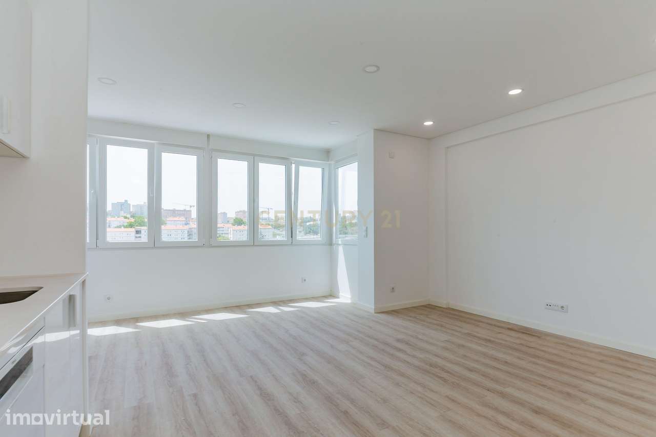 Apartamento Renovado T2 com Vista Panorâmica em Marvila, Lisboa - Grande imagem: 5/33
