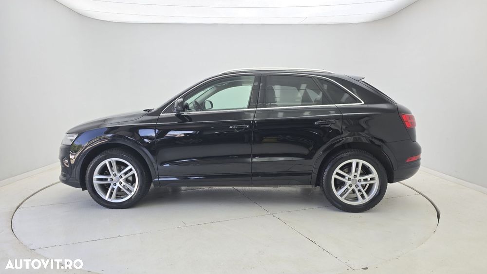 Audi Q3 2.0 TDI Quattro Stronic Design - 9