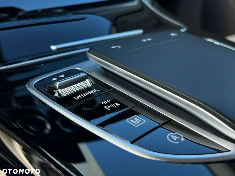 Mercedes-Benz GLC 300 d 4-Matic - 30