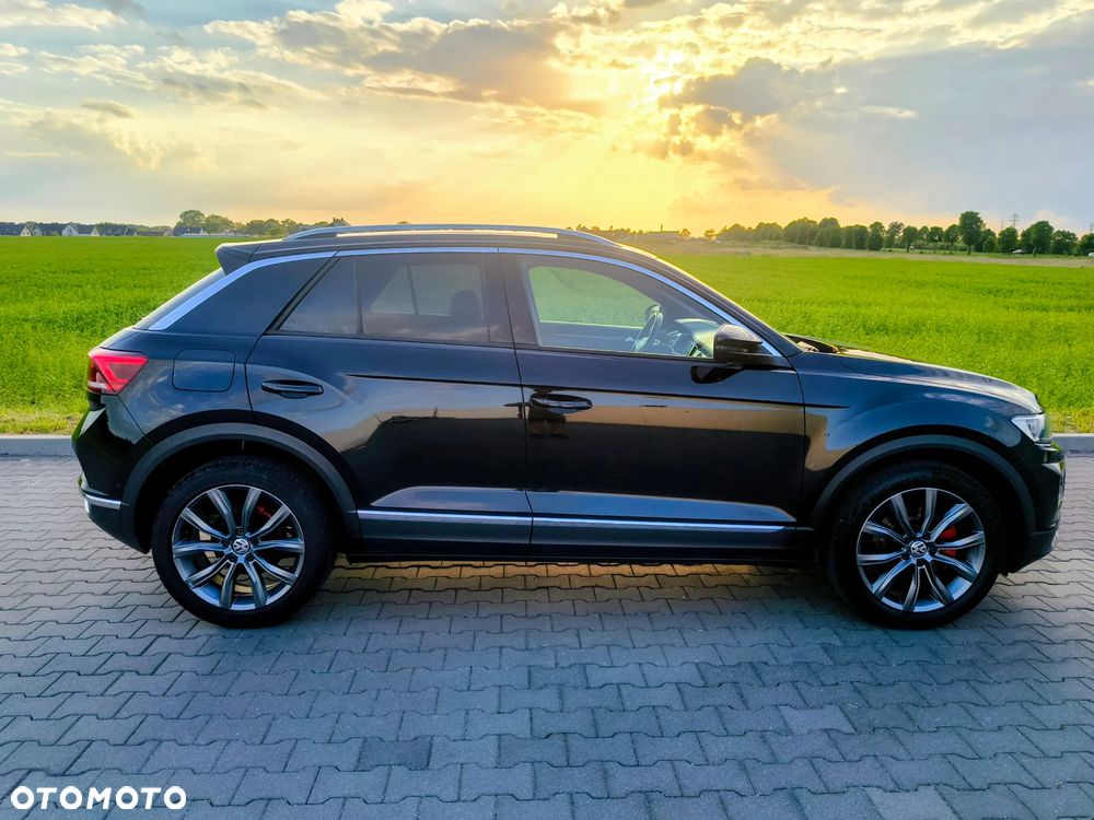 Volkswagen T-Roc - 9