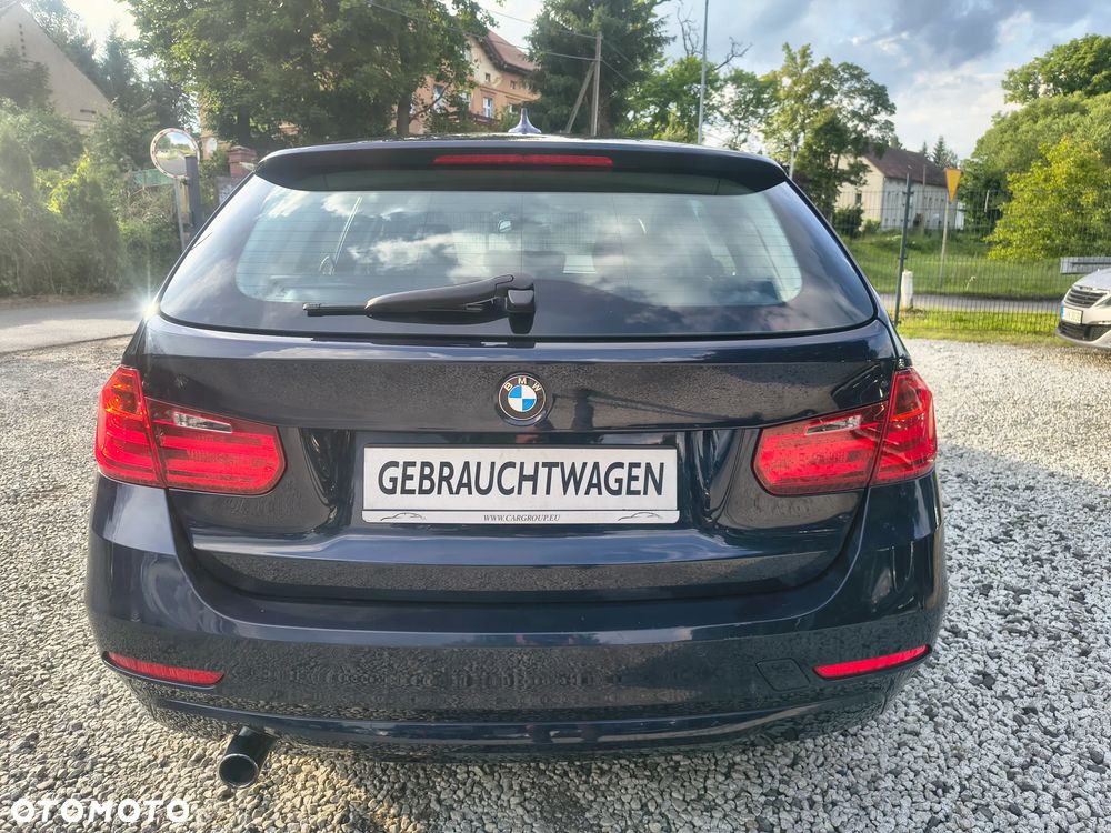 BMW Seria 3 320d DPF Edition Sport - 6