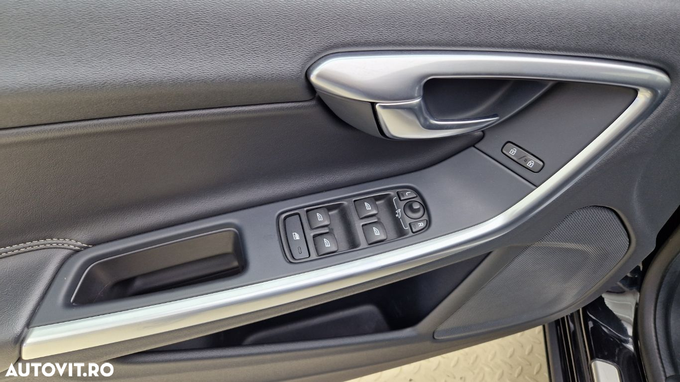 Volvo V60 - 11