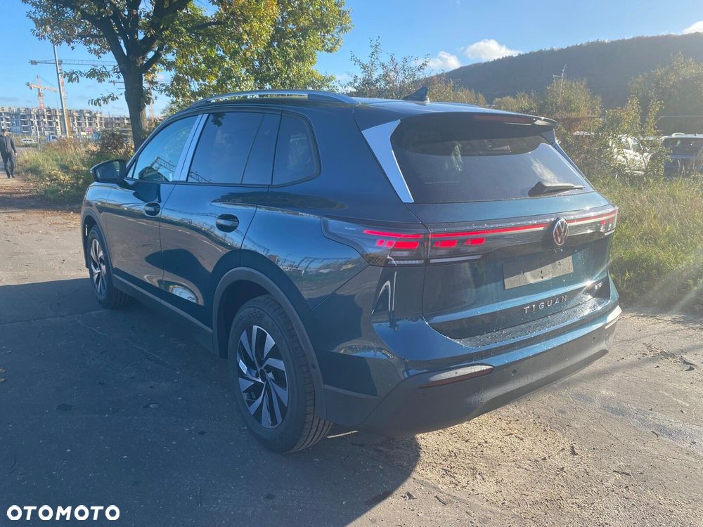 Volkswagen Tiguan 1.5 eTSI Life Plus DSG - 6
