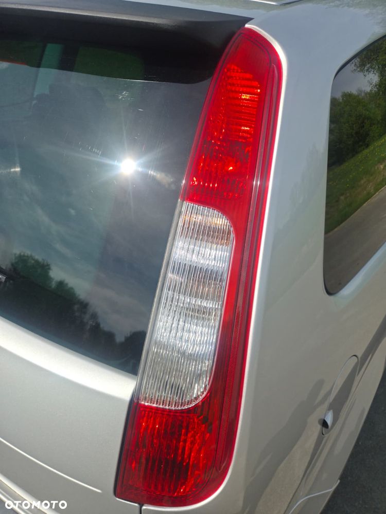 Ford C-MAX 1.8 TDCi Ghia - 24