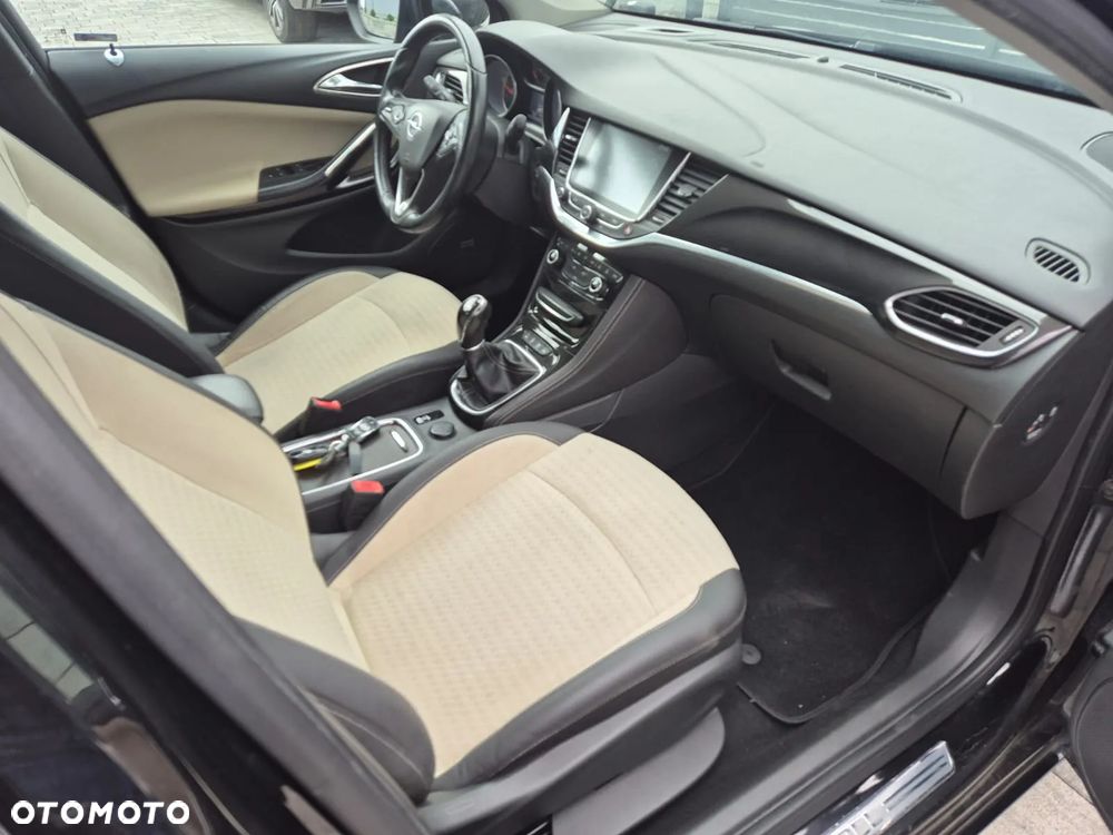 Opel Astra 1.6 BiTurbo D (CDTI) Start/Stop Dynamic - 14