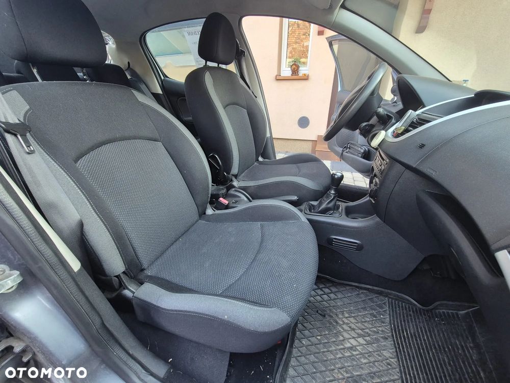 Peugeot 206 plus - 6