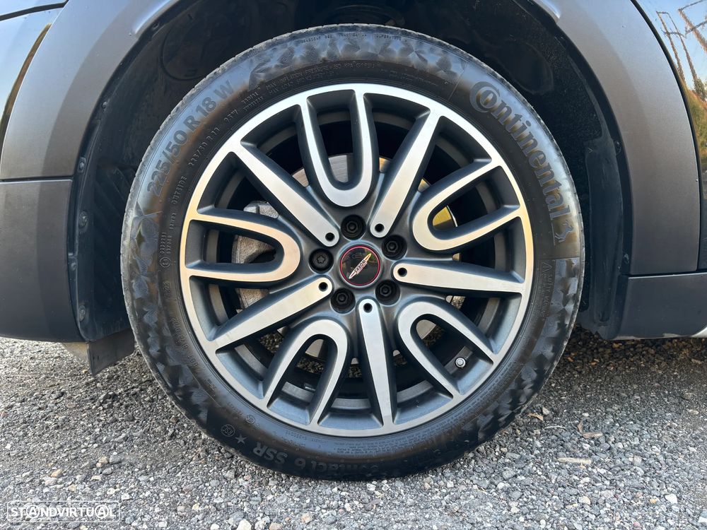 MINI Countryman Cooper SE ALL4 Auto - 37