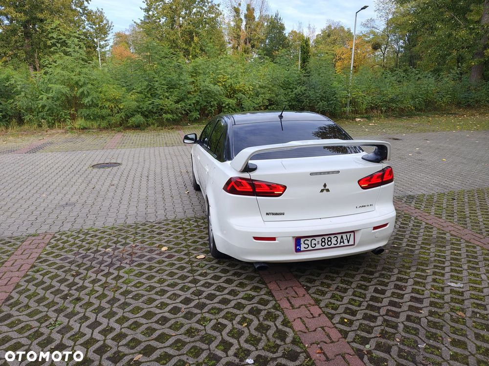 Mitsubishi Lancer 2012 photo 4
