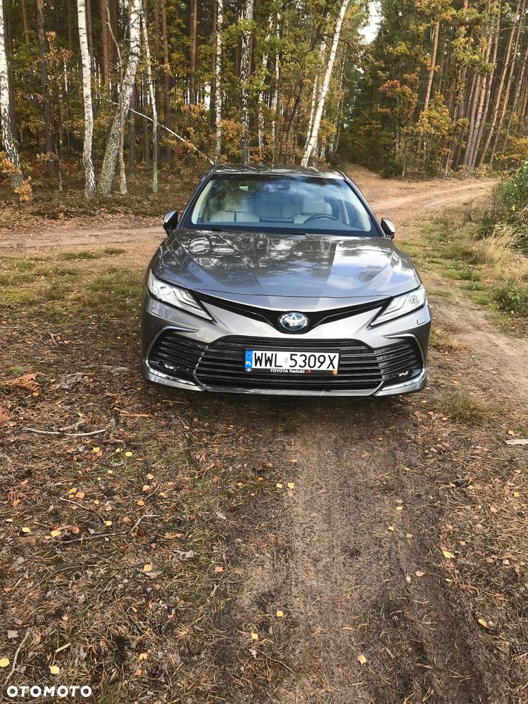Toyota Camry 2.5 Hybrid Prestige CVT - 2