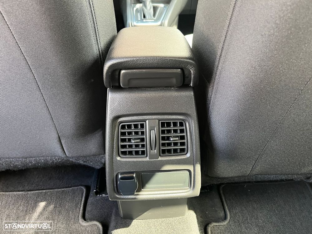 Renault Captur 1.6 E-Tech Full Hybrid Evolution - 31