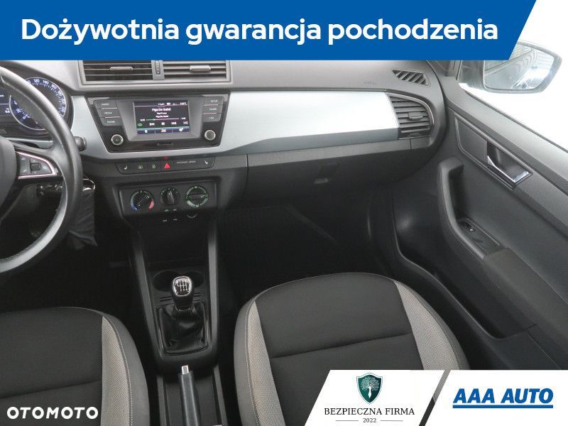 Skoda Fabia - 10