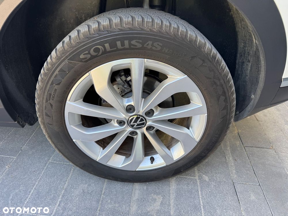 Volkswagen T-Roc - 29