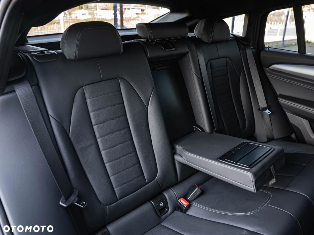 BMW X4 xDrive20i xLine sport - 26