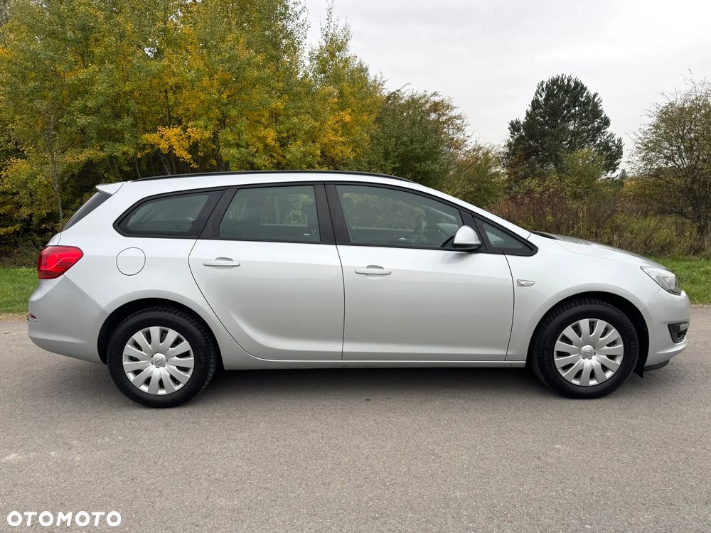 Opel Astra 1.6 CDTI Sport - 4