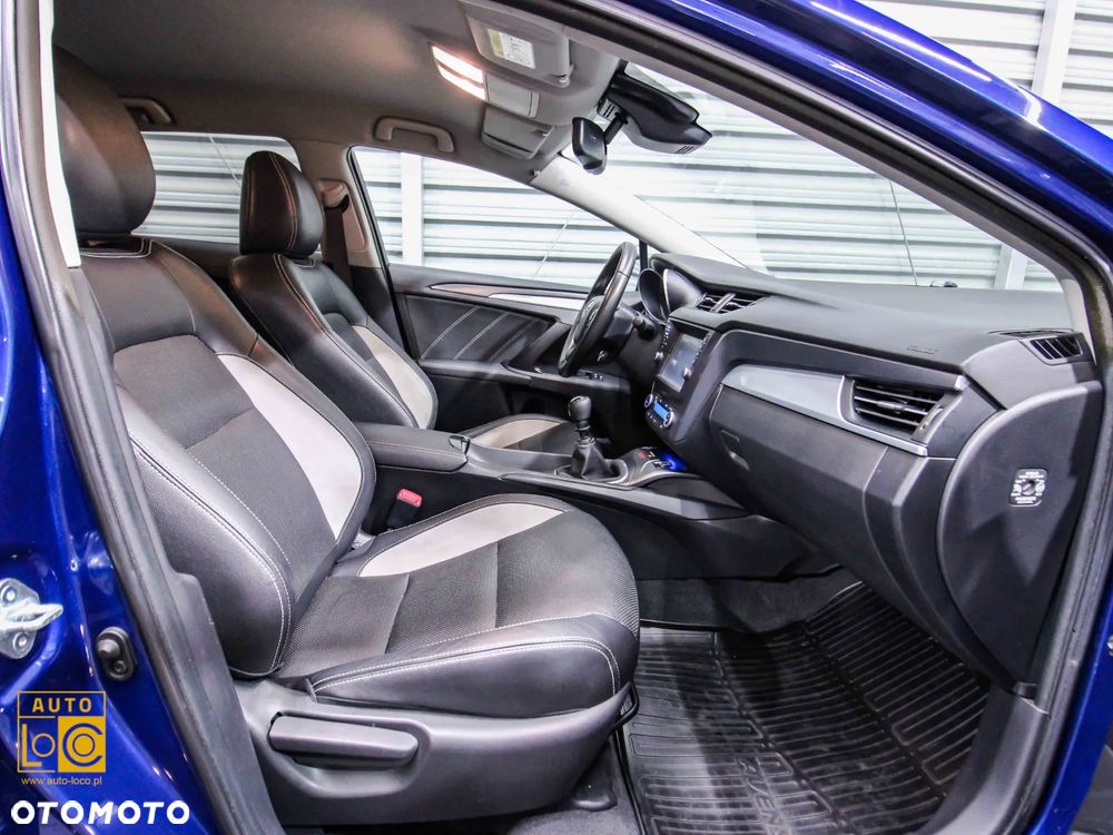 Toyota Avensis 2.0 D-4D Prestige - 10