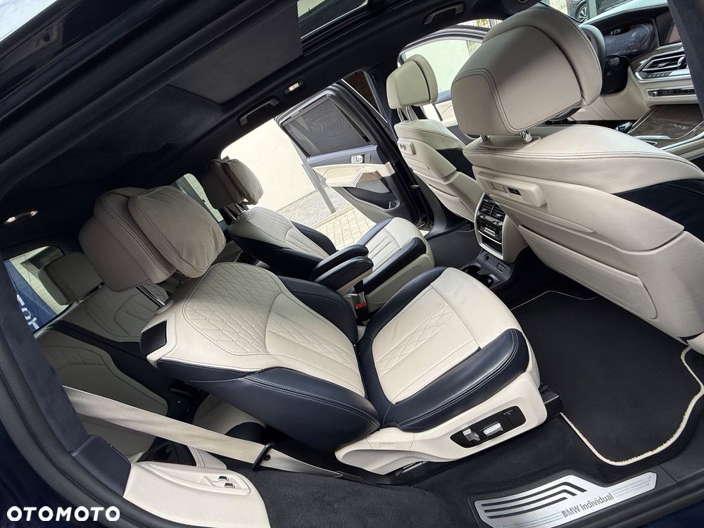 BMW X7 xDrive40i - 11