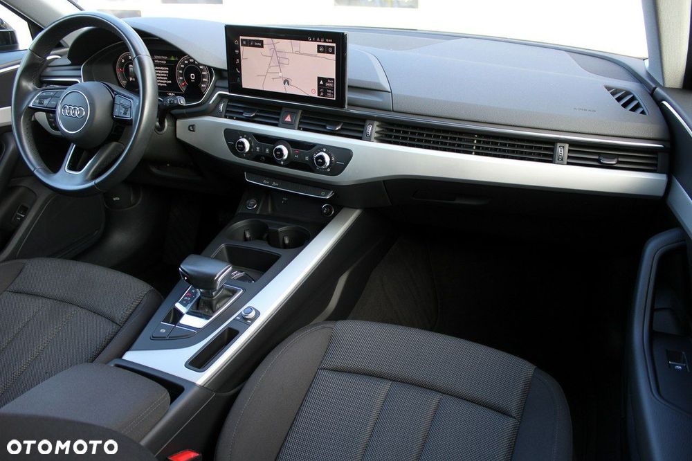 Audi A4 - 25