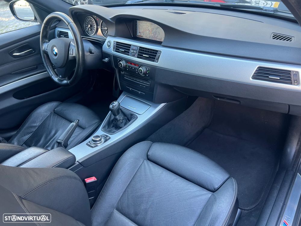 BMW 320 d - 14
