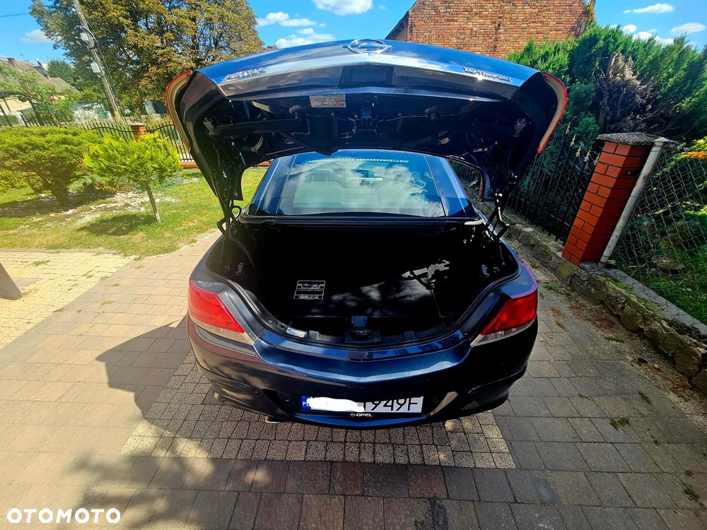 Opel Astra 1.6 Sport - 8