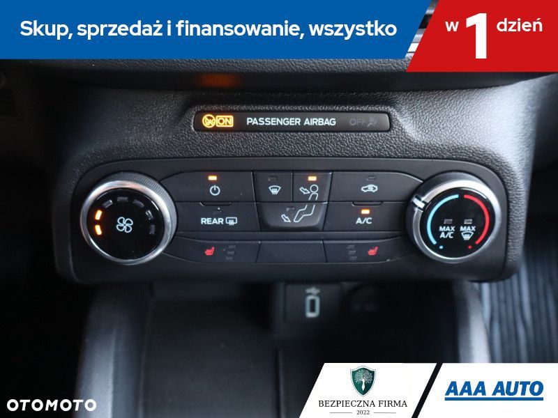 Ford Focus SW - 18