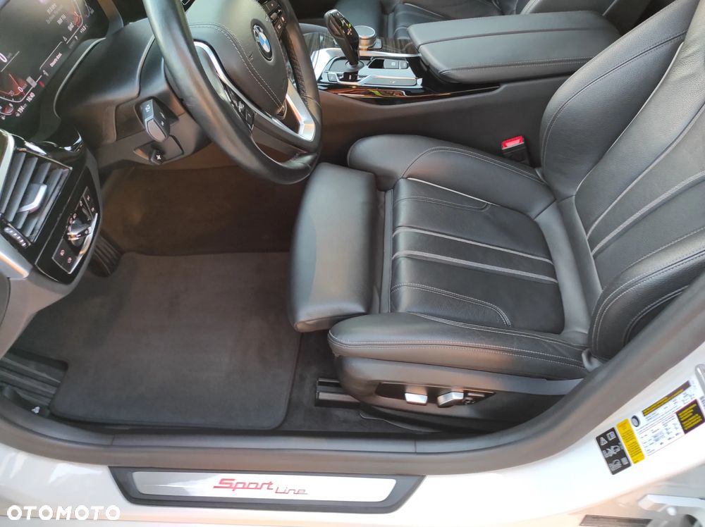 BMW Seria 5 530i GPF Luxury Line - 19