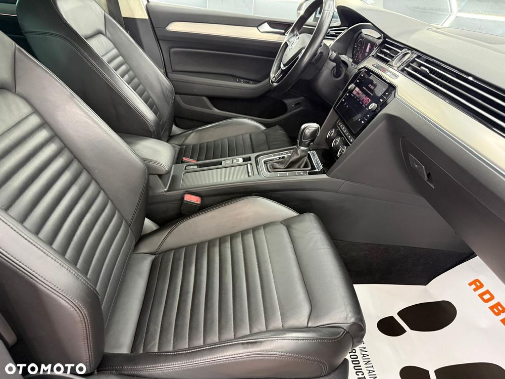 Volkswagen Passat Alltrack 2.0 TDI SCR 4Motion DSG - 29