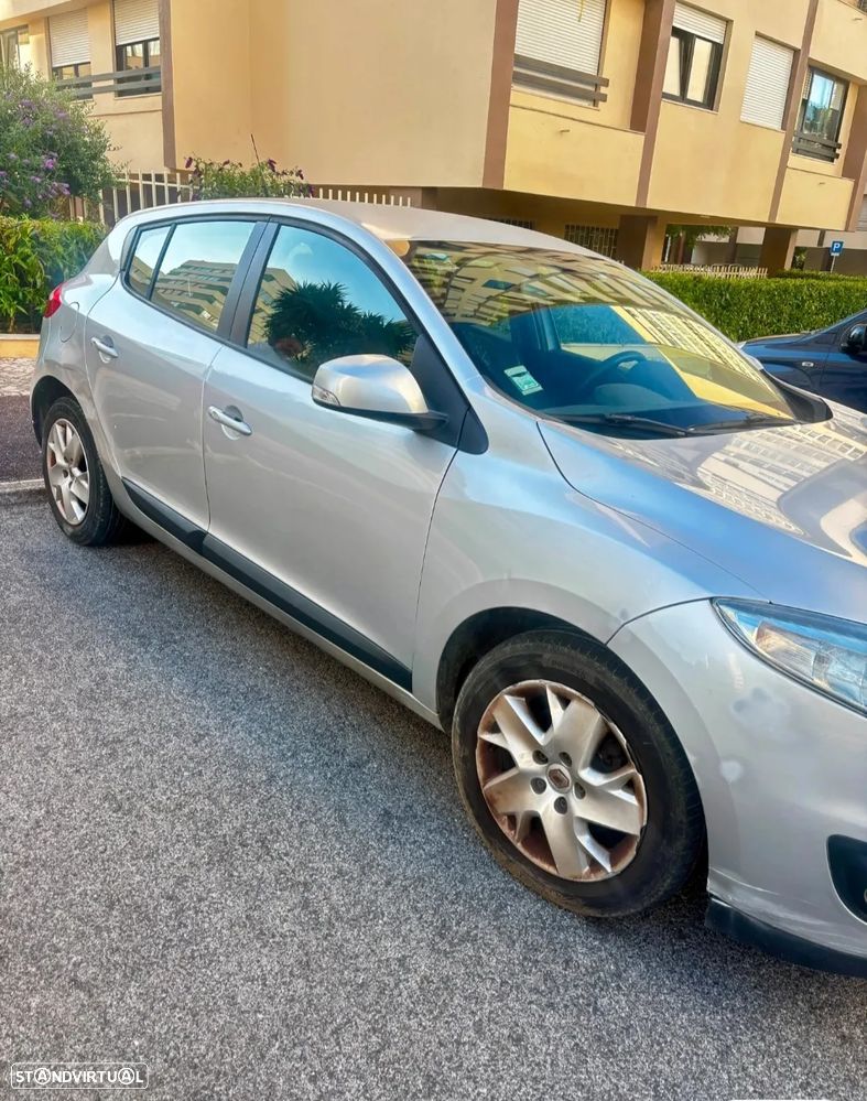 Renault Mégane dCi 90 FAP Paris - 1