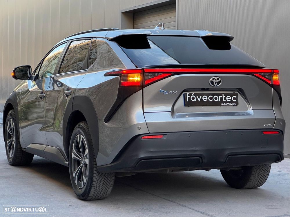 Toyota bZ4X 71,4 kWh Premium AWD - 16