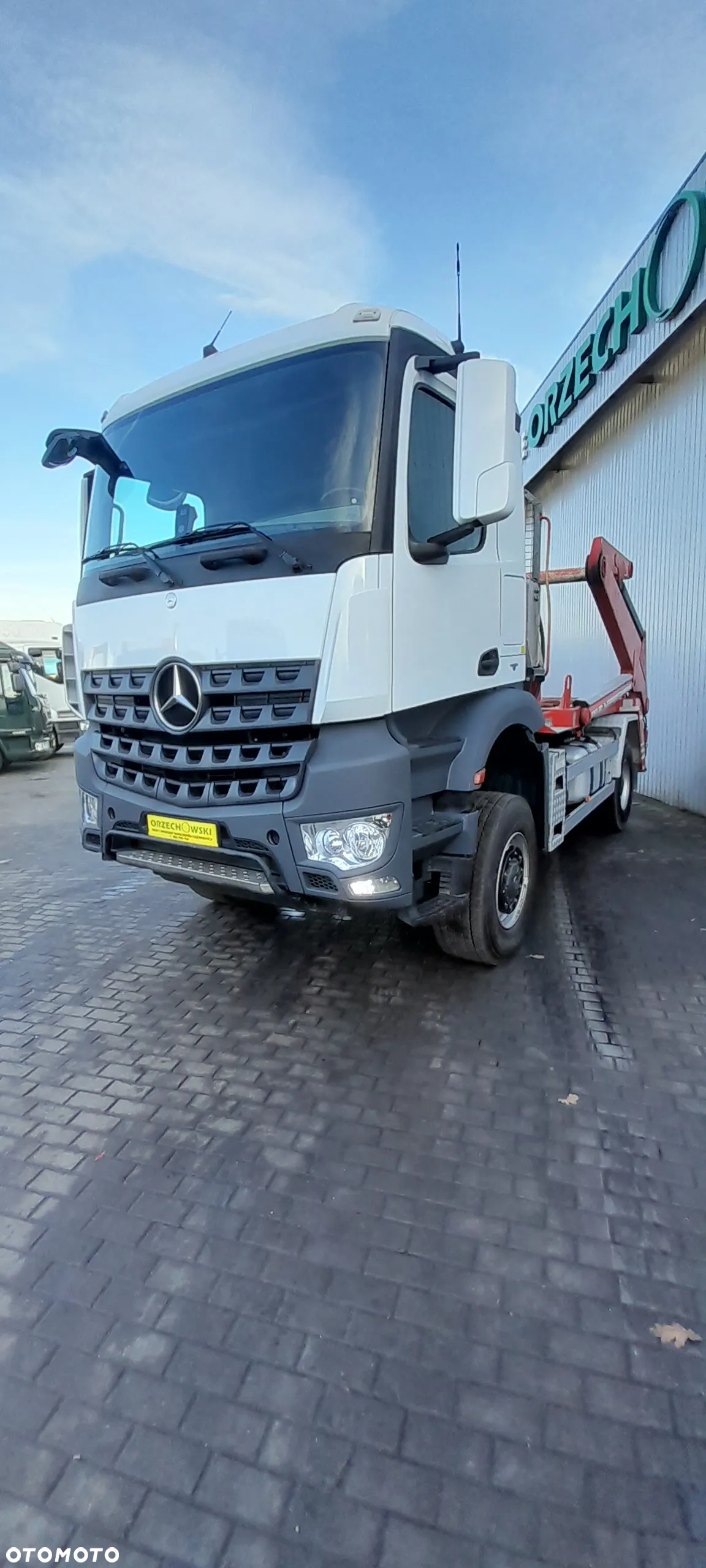 Mercedes-Benz AROCS 2046 - 8