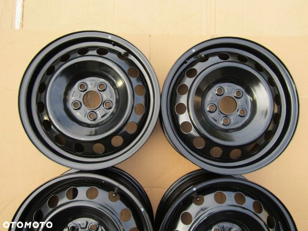 4x Felgi Felga 15 Toyota Verso S Subaru Trezia 5,5j 5x100 ET45 - 5