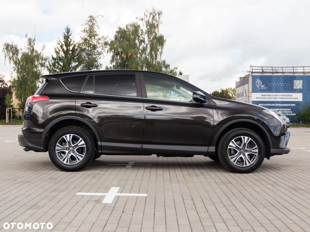 Toyota RAV4 2.0 D-4D 4x2 Start-Stop Executive - 8