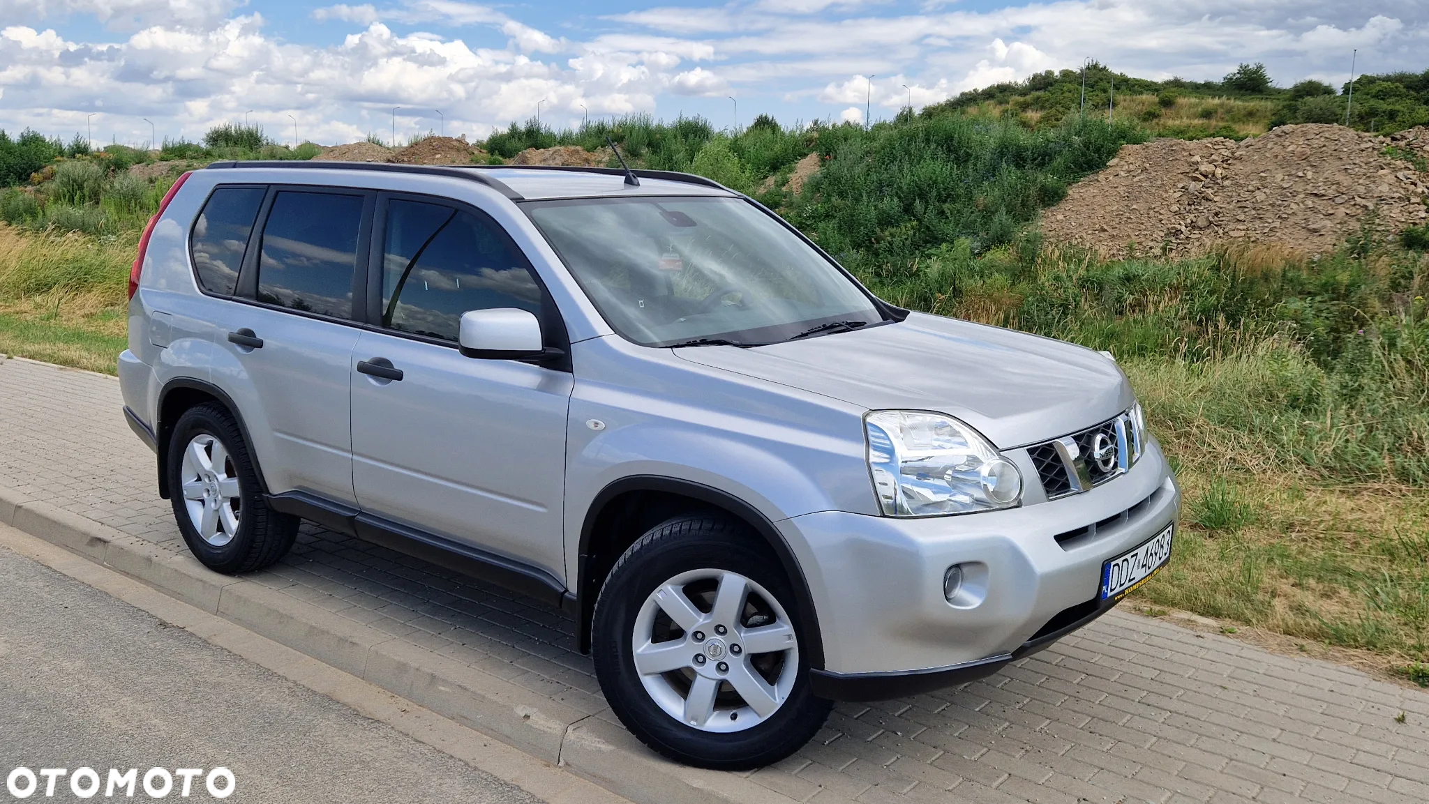 Nissan X-Trail 2.0 dCi 4x4 DPF SE - 3