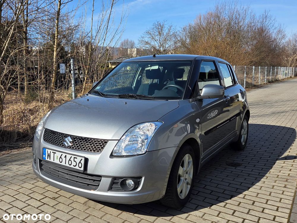 Suzuki Swift 1.3 Club - 2