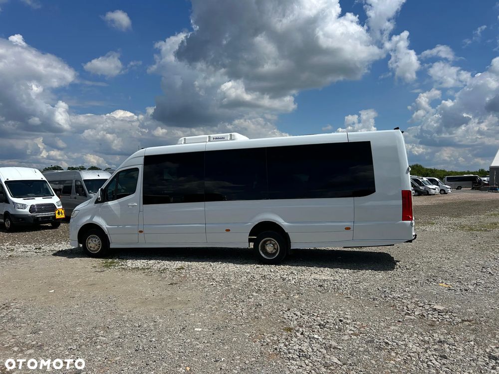 Mercedes-Benz Sprinter 519 - 8