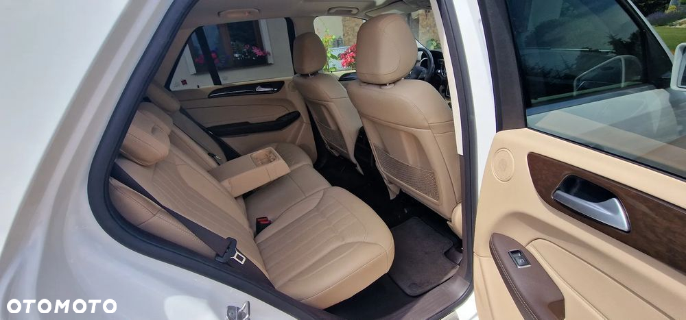 Mercedes-Benz GLE - 14