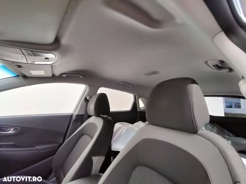 Hyundai KONA - 14