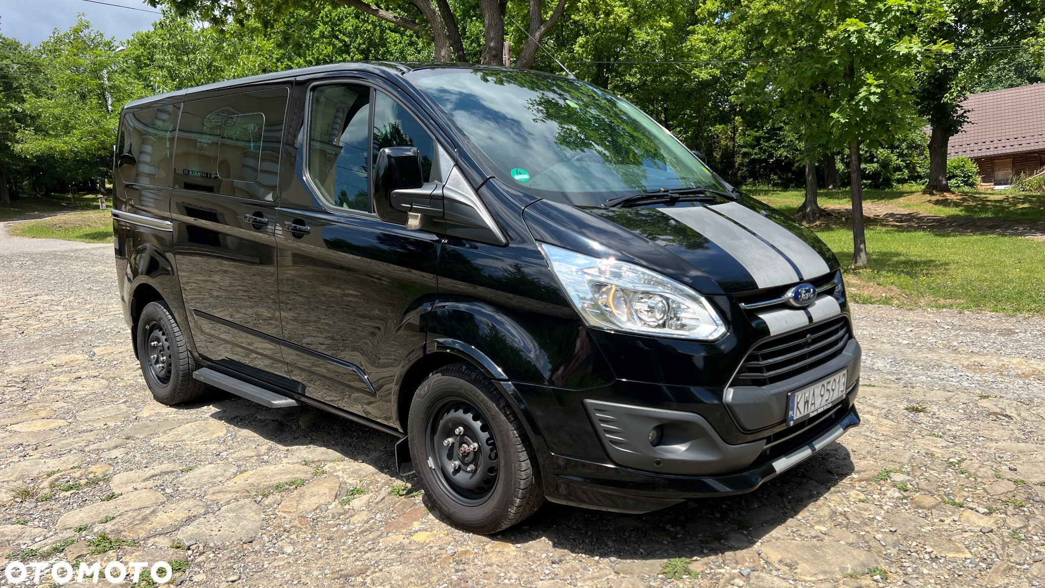 Ford Tourneo Custom 2.0 EcoBlue L1 Titanium - 30