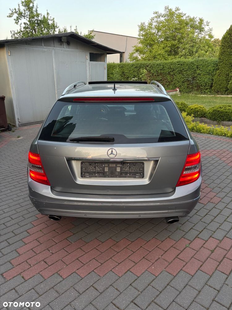 Mercedes-Benz Klasa C 350 CDI BlueEff Avantgarde - 3