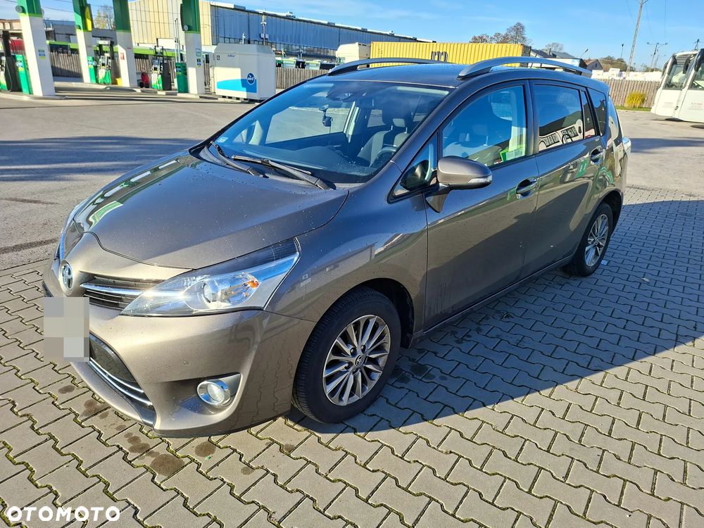 Toyota Verso 1.8 Premium 7os EU6 - 1
