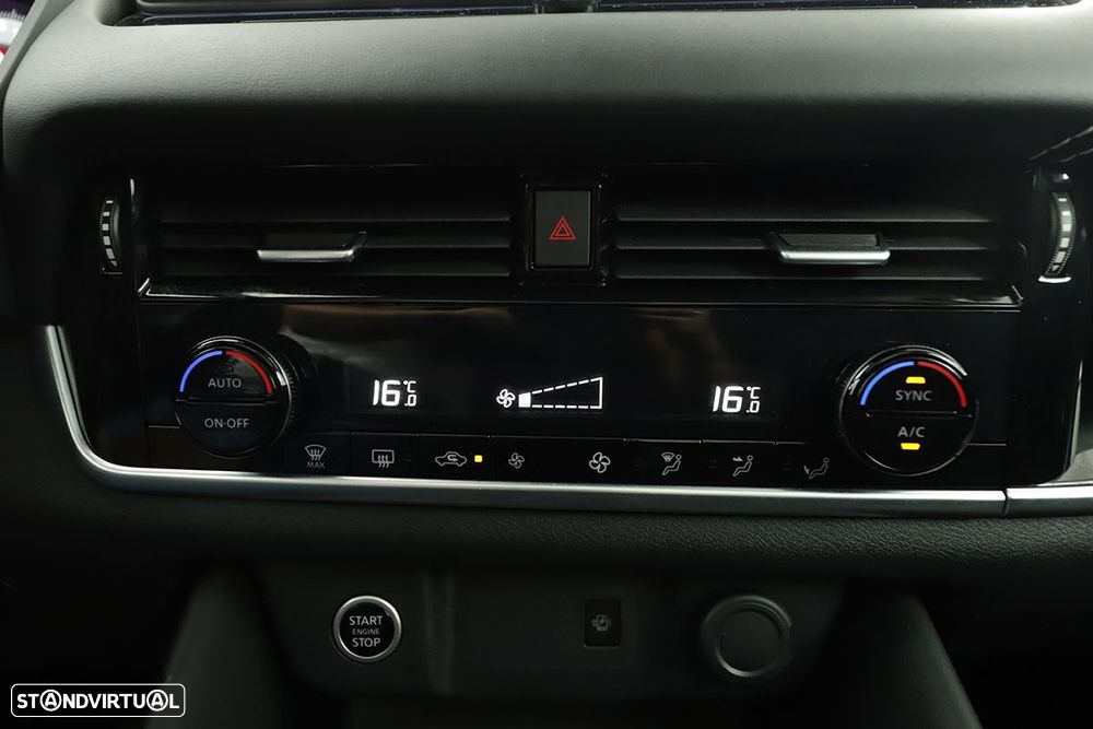 Nissan Qashqai 1.3 DIG-T N-Connecta Xtronic - 12